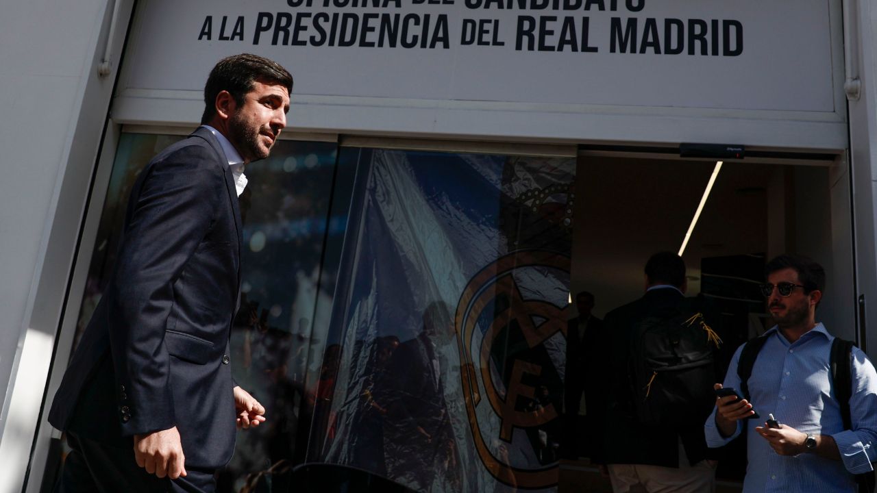 Enrique Riquelme pasa al ataque con Florentino Pérez