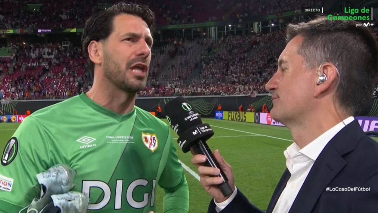 El gol viene de un rechace que, a veces, se le queda a un compañero o va a un costado