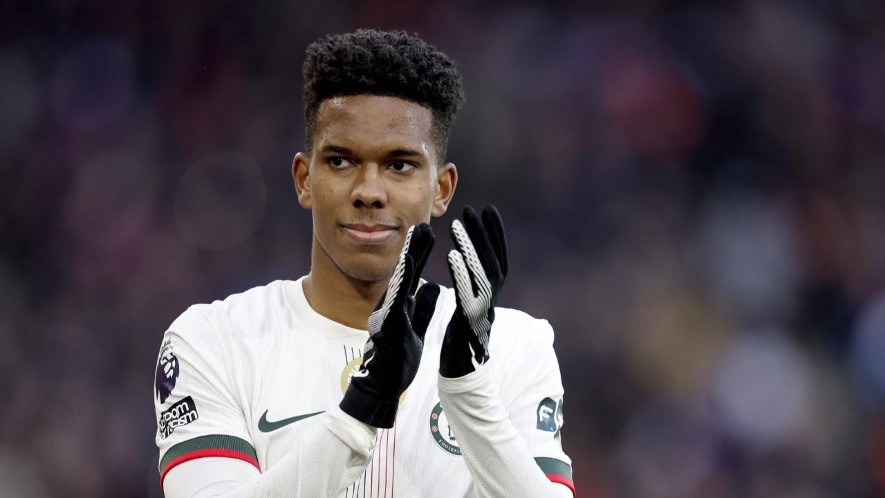 Barca keep close tabs on Chelsea winger Estevao