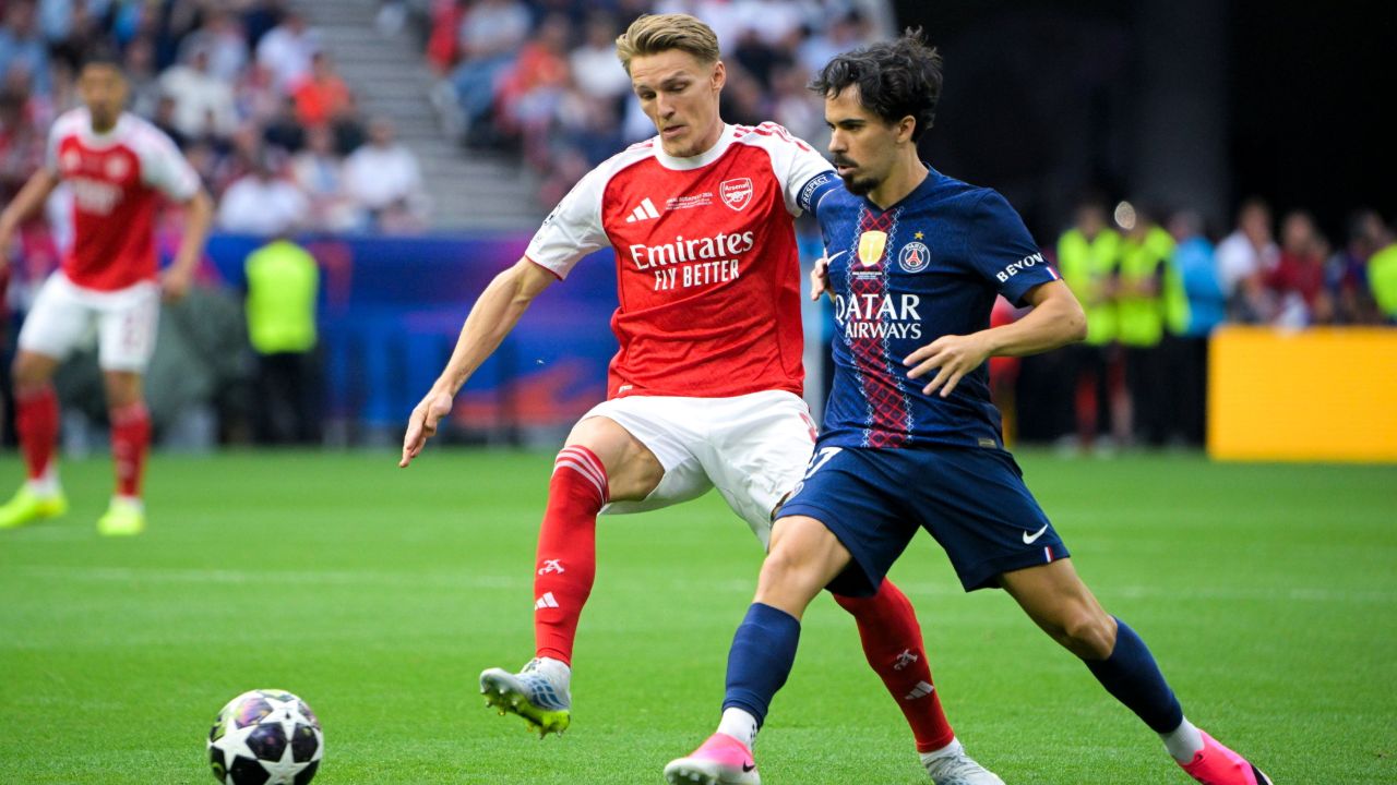 Odegaard tocó muy pocos balones en el Arsenal-PSG