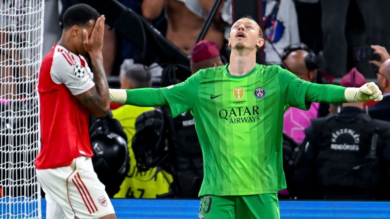 Luis Enrique convierte al PSG en el campeón total. EFE