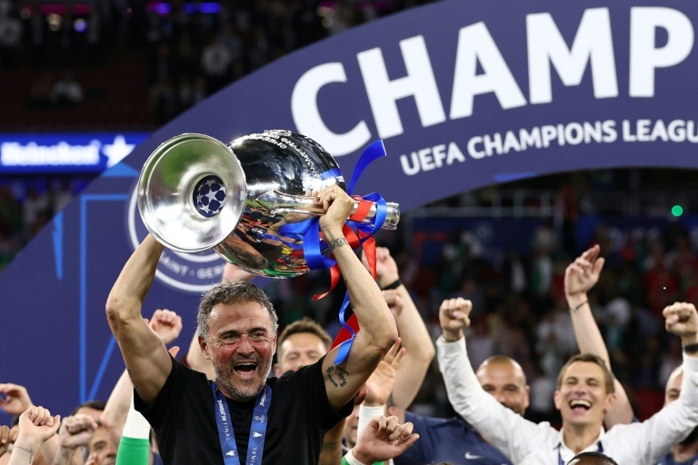 Luis Enrique, a por Ancelotti y Zidane