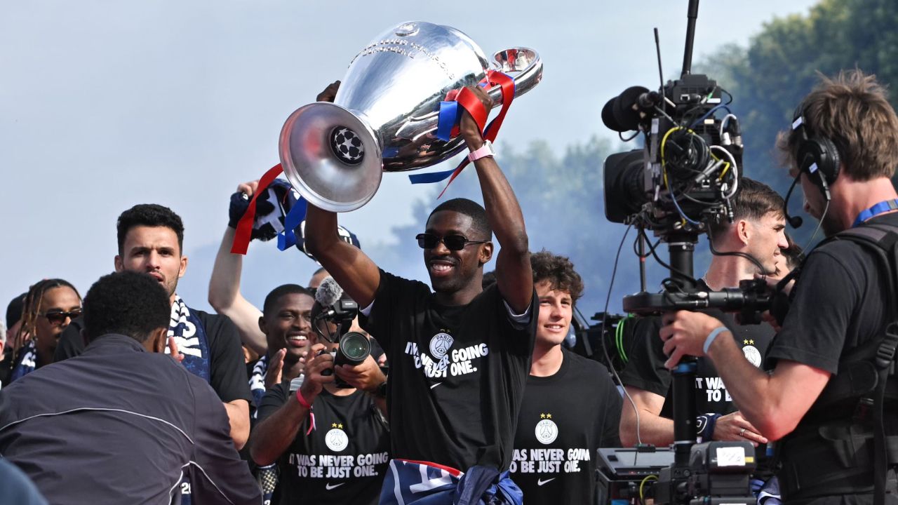 Dembélé promete la tercera Champions ante la Torre Eiffel