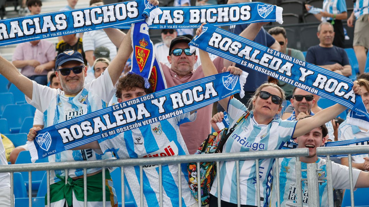 Miles de malaguistas viajan a Almería sin entrada
