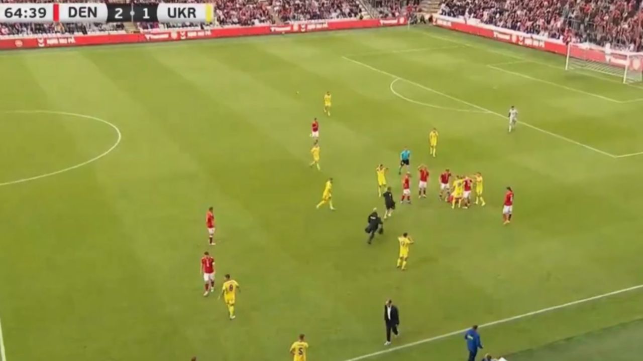 ÚLTIMA HORA: Eriksen se desploma en el Dinamarca-Ucrania