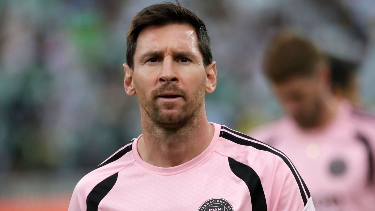 Après le Mondial 2026 et ses vacances, Lionel Messi a retrouvé ses coéquipiers de l'Inter Miami en rentrant en deuxième période, mais n'a pas pu éviter le match nul de son équipe.