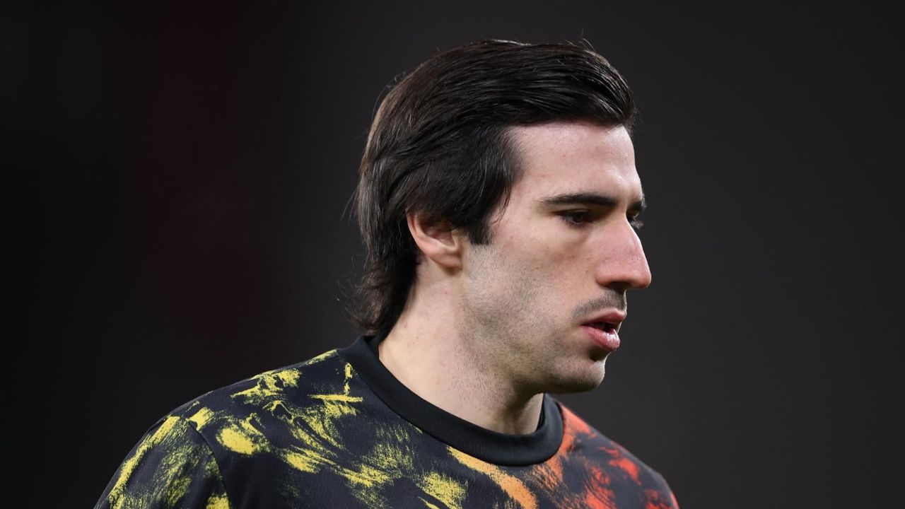 Man United esfriam interesse em Tonali devido ao custo da transferência