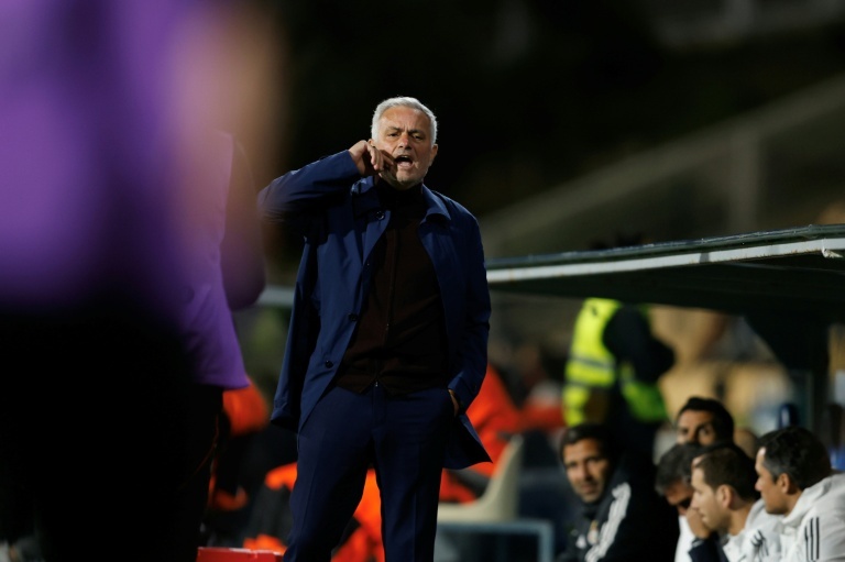 Mourinho e il ritorno del pugno di ferro
