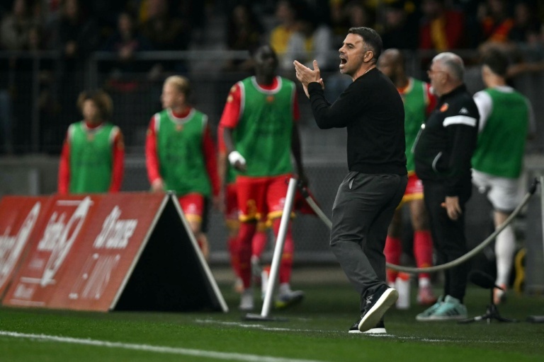 Le Mans reward Videira for Ligue 1 promotion with new contract