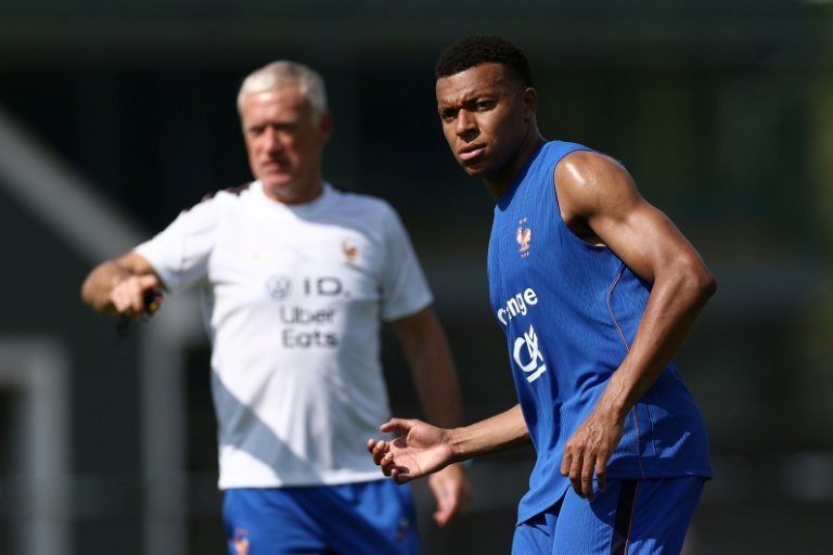 Mbappé analisa reforço do Real Madrid e comenta sobre astros da França