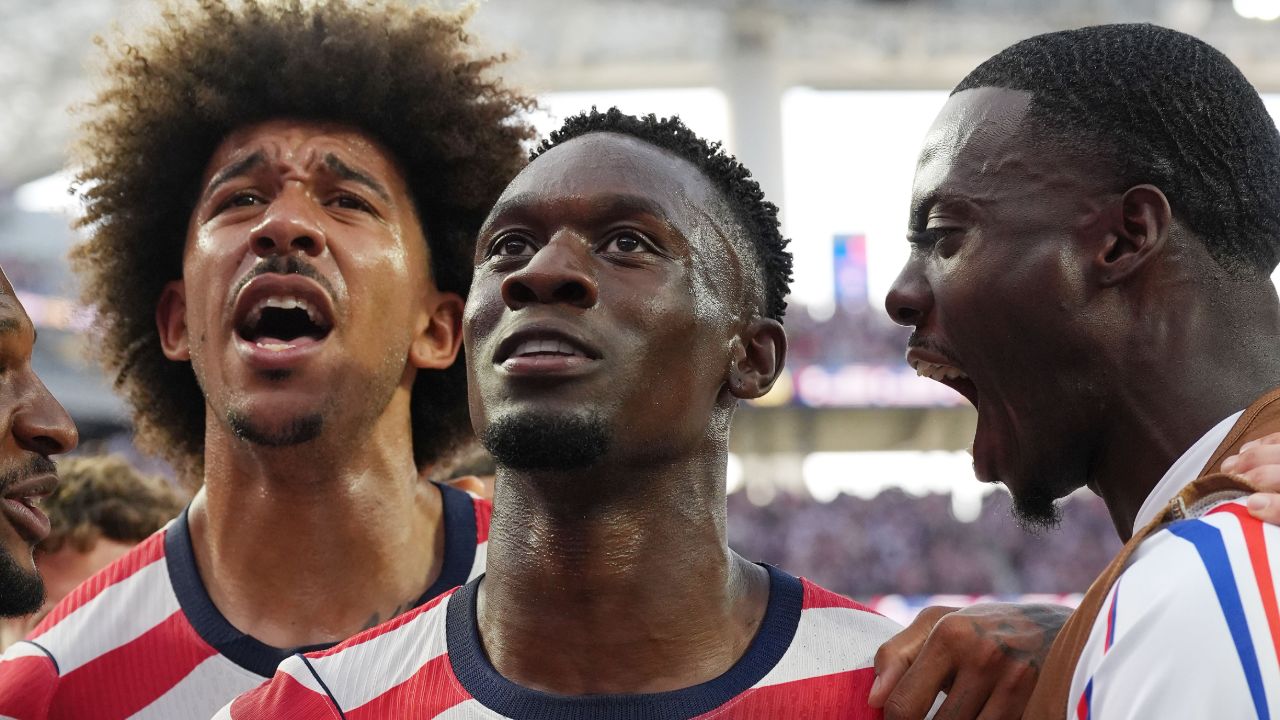 Estados Unidos arrolla y aprueba la obra de Pochettino