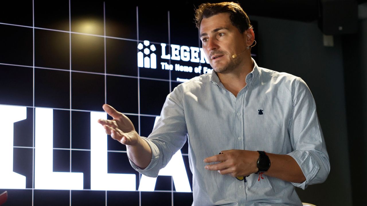Casillas sparks debate with cryptic post: Aimed at Arbeloa?