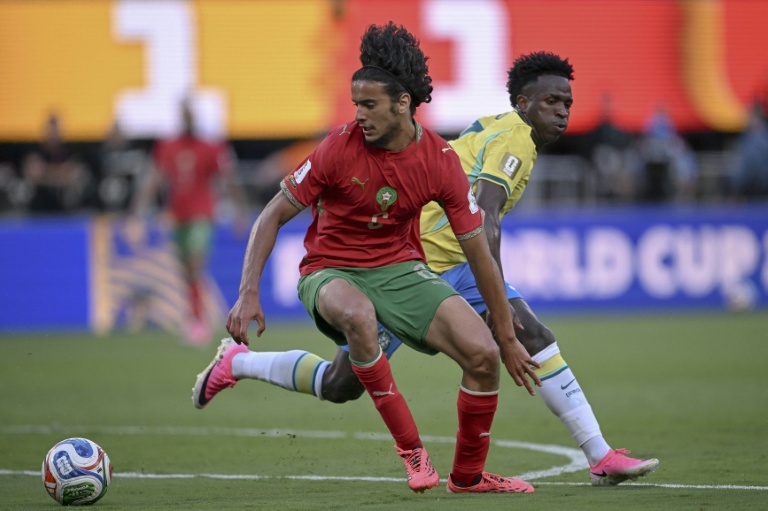 Lille réclame 70 M€ pour Bouaddi, Arsenal et le PSG à l'affût