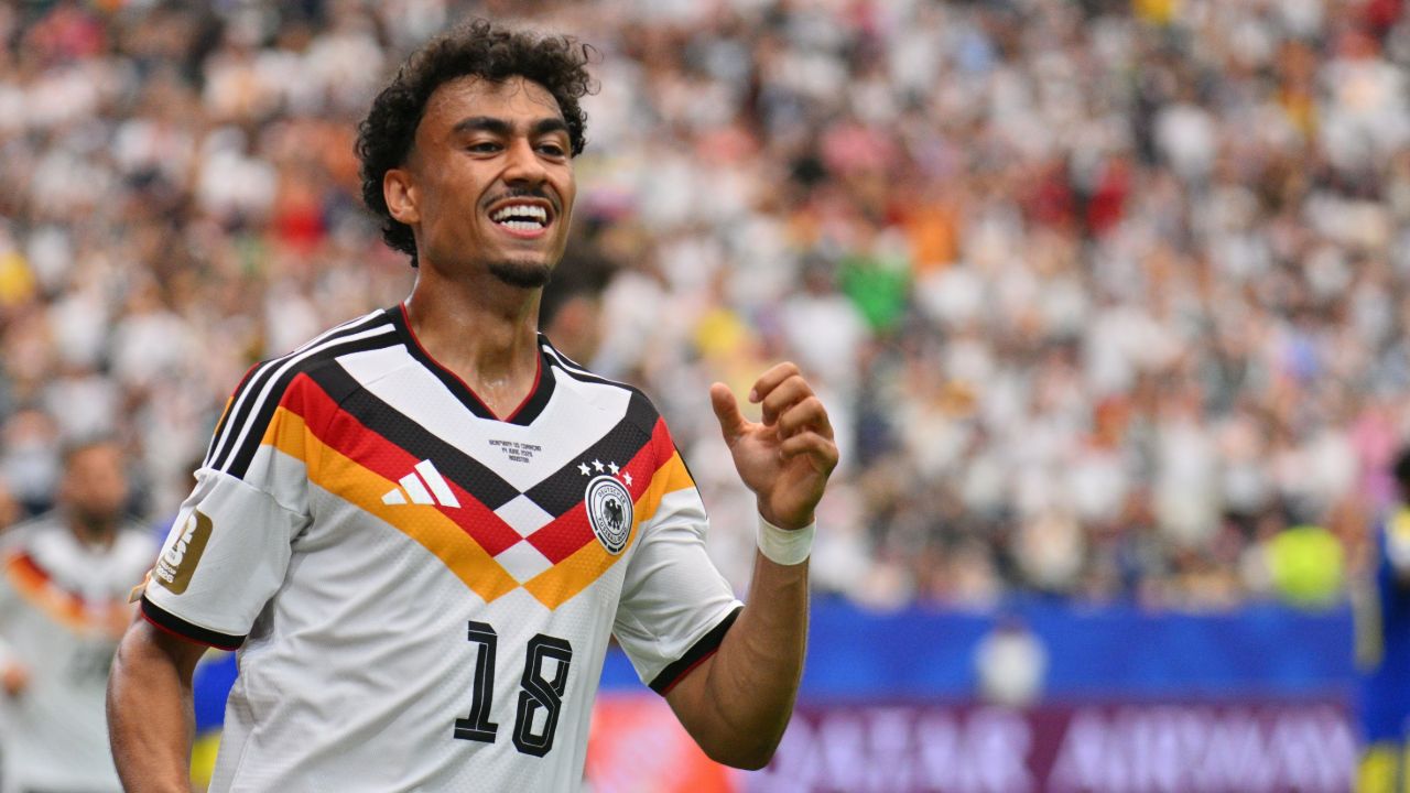 OFFICIAL: Bayern Munich sign Nathaniel Brown on long-term deal