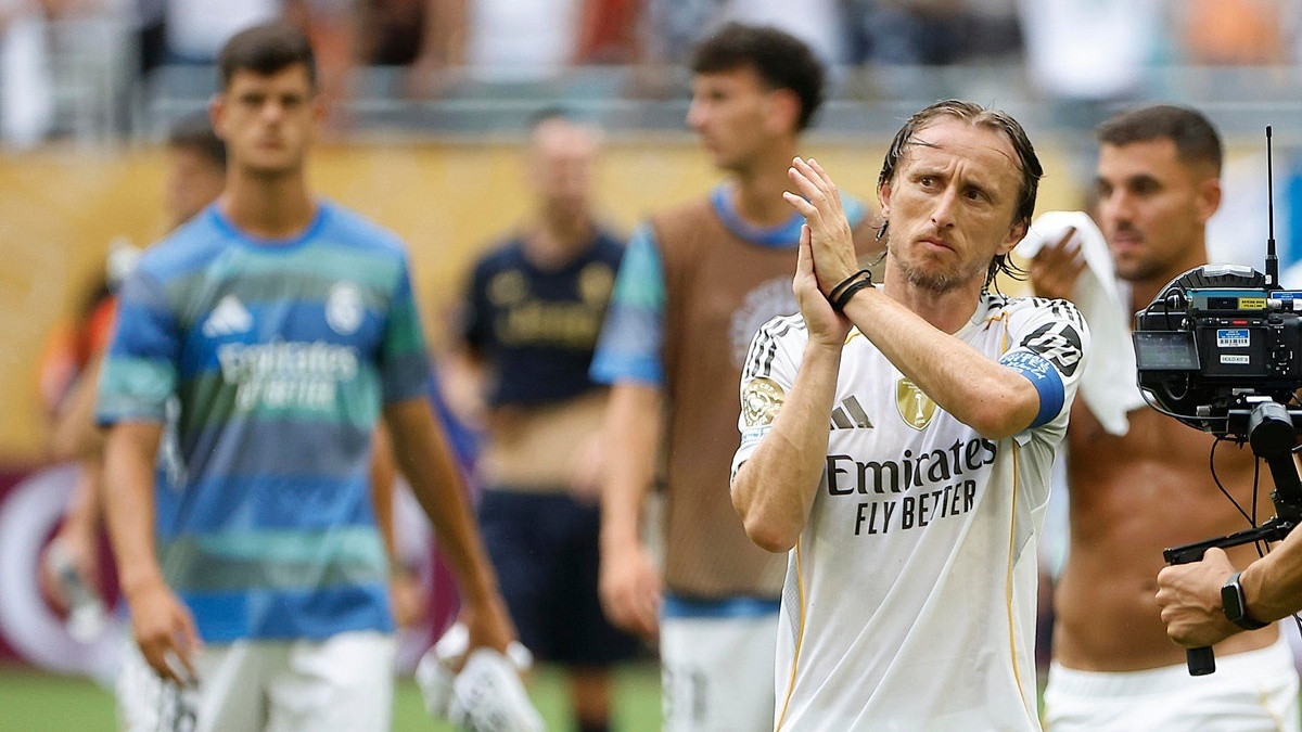 Suker desliza que Modric regresará este verano al Real Madrid