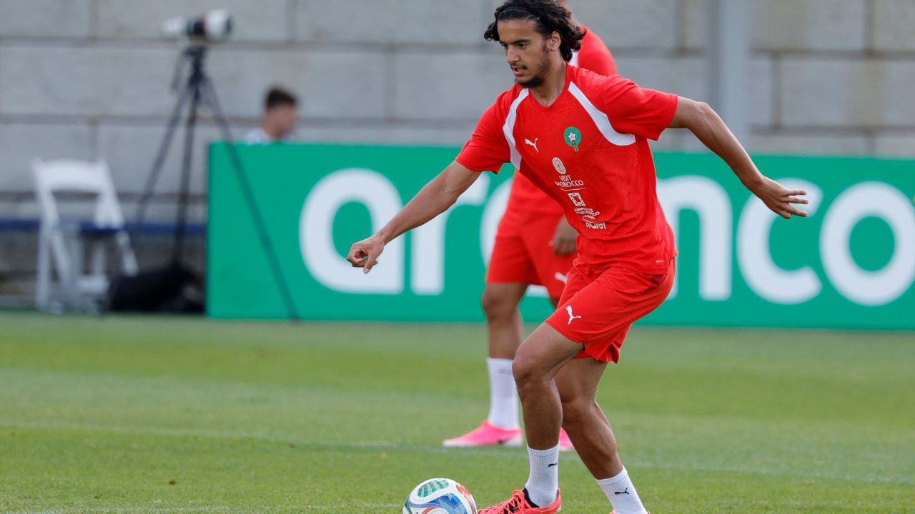 Manchester City step up interest in Bouaddi regardless of Rodri saga