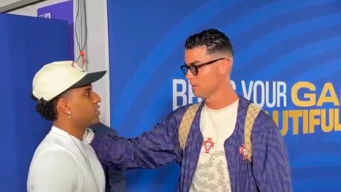Cristiano Ronaldo aconselha Rodrygo: "Tem que ser paciente"