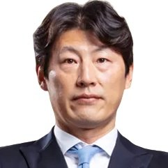 Dong-Hyuk Park