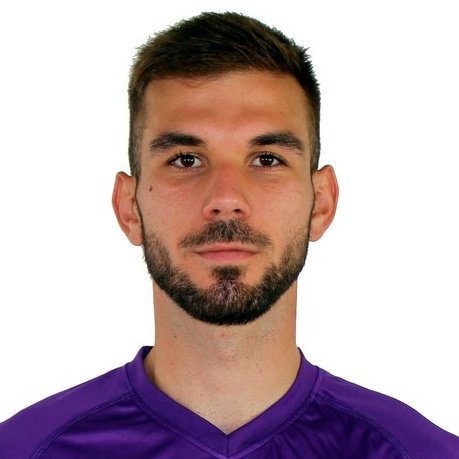 Free transfer V. Nikolov