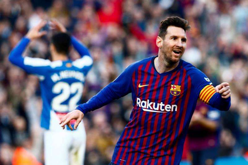 Celebración del gol de falta de Leo Messi