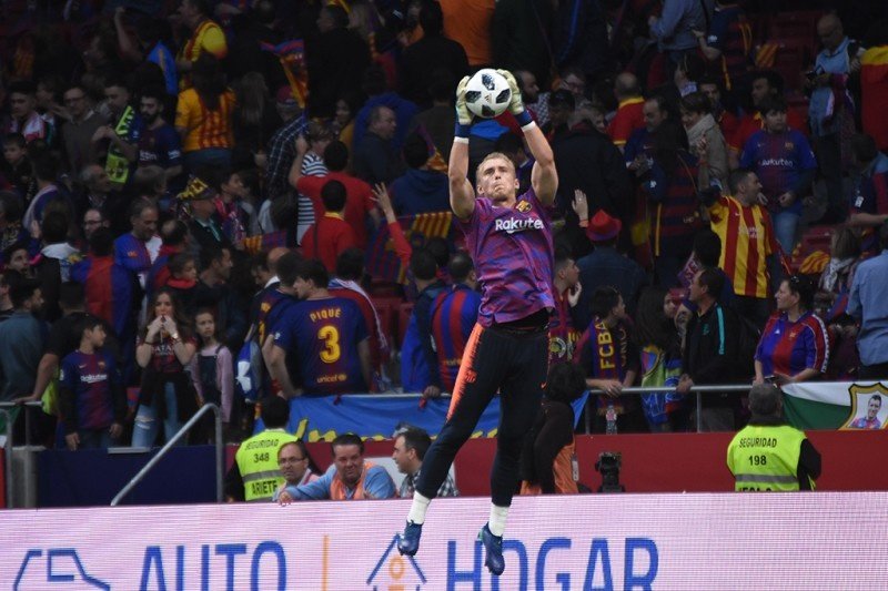 Cillessen pone la pelota en el tejado del Barça. BeSoccer