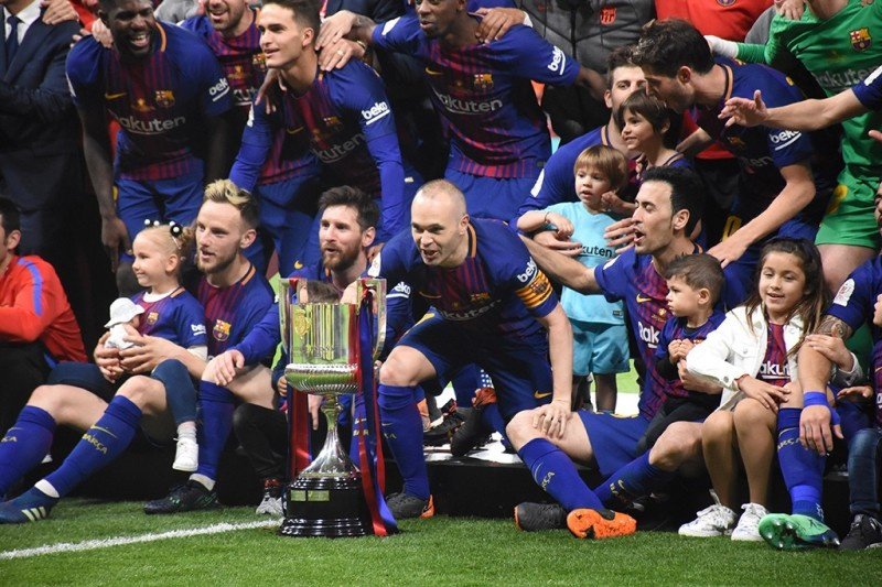 Iniesta, Messi, Busquets y Jordi Alba podrían volver a coincidir en el mismo campeonato. BeSoccer