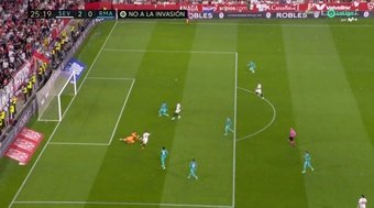 Corona receives away from Militao and gives to Lamela to make it 2-0