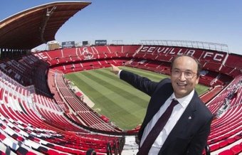 El presidente del Sevilla, José Castro, busca fórmulas para cubrir el Sánchez-Pizjuán. EFE