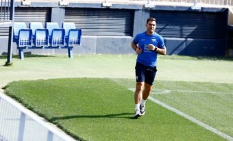 Pablo Guede, en un entrenamiento del Málaga CF en La Rosaleda. Marilú Baéz