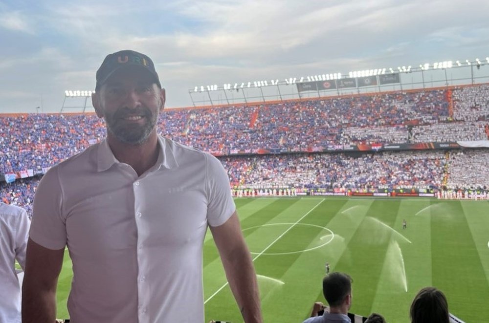 Monchi ha pedido paciencia a su afición para la construcción del Sevilla 2022-23. Foto: @leonsfdo