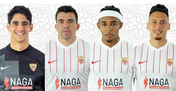 Los jugadores del Sevilla FC, Bono, Acuña, Koundé y Ocampos. Foto: SFC Media