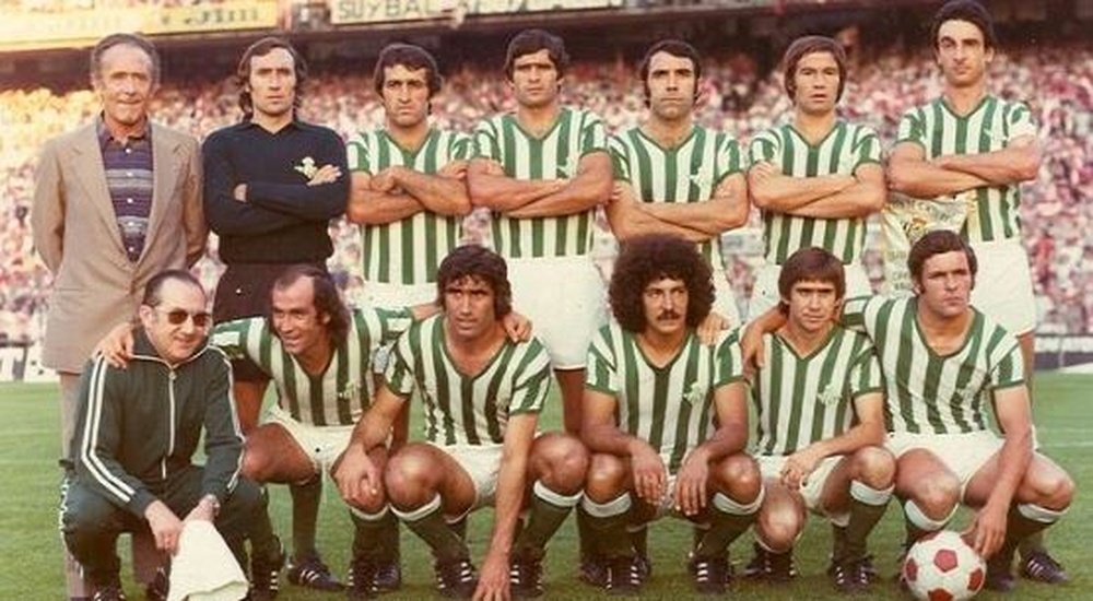 Formación titular del Real Betis que ganó la Copa del Rey de 1977.