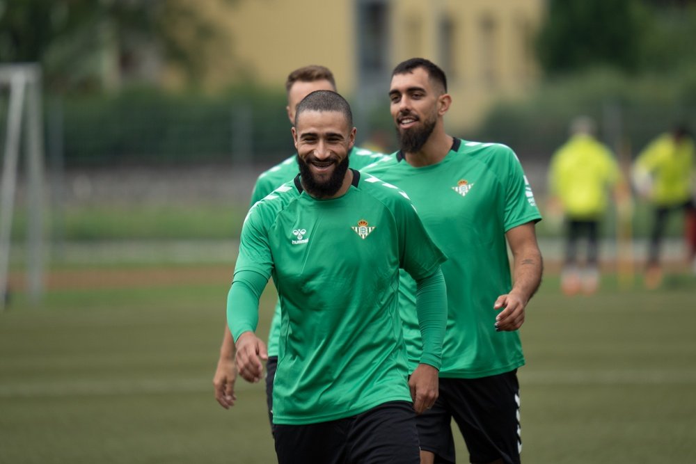 Nabiel Fekir se encuentra realizando el stage de pretemporada en Schladming con sus compañeros del Real Betis. RBB