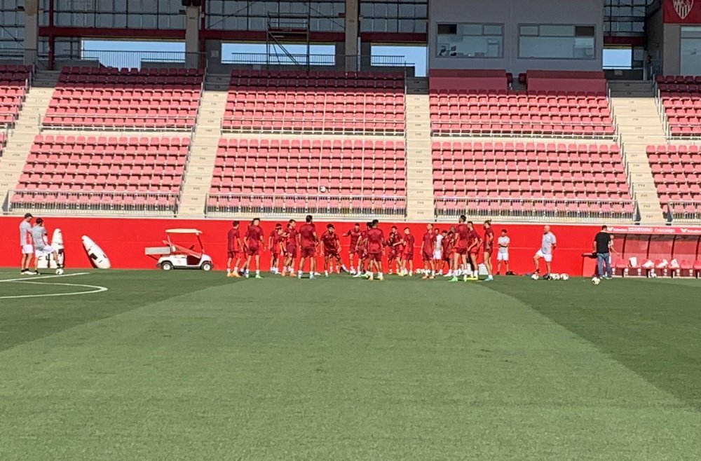 Imagen del entrenamiento del Sevilla FC de este miércoles. BeSoccer.