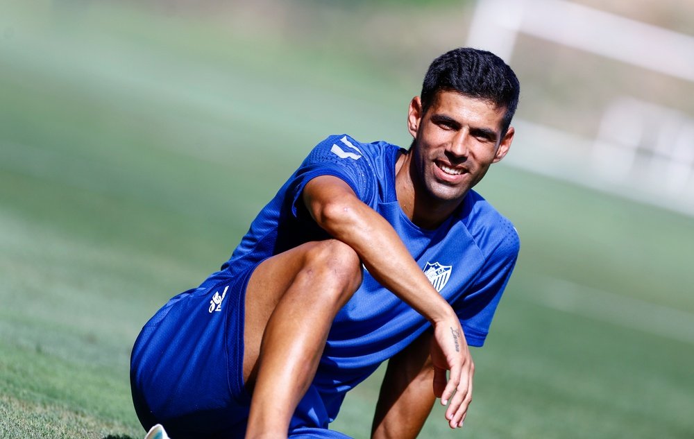 Juanfran Moreno posa para BeSoccer Málaga en las instalaciones del Hotel Atalaya Park de Estepona. Marilú Báez