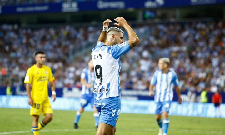 Fran Sol se lamenta de una ocasión en el partido del Málaga CF contra Las Palmas. Marilú Báez