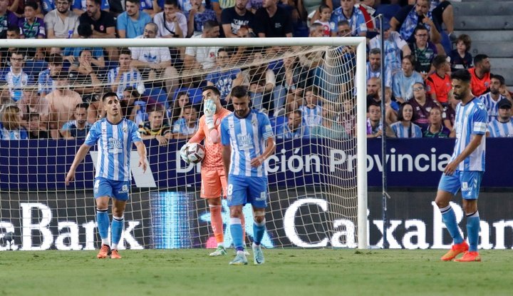 El juego del Málaga ante Las Palmas fue un esperpento. Marilú Báez