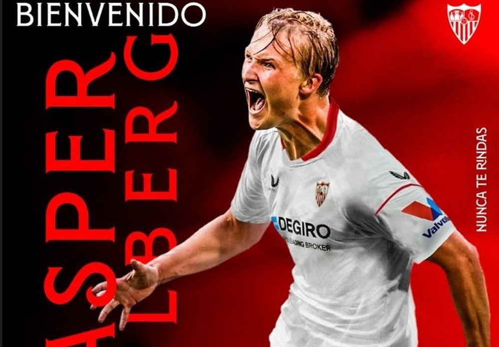 Kasper Dolberg ya es oficialmente jugador del Sevilla FC, donde jugará cedido por el Niza hasta final de temporada. Foto: SFC Media