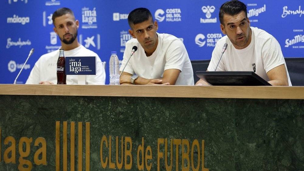 Fran Sol, Juanfran y Manolo Reina comparecieron en sala de prensa. MálagaCF