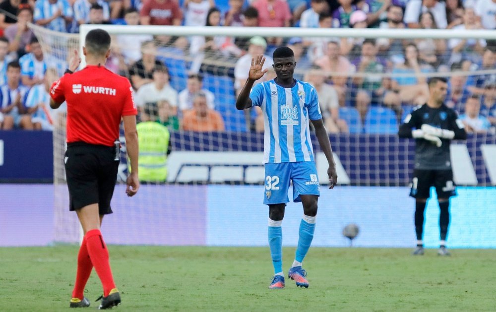 Moussa Diarra debutó con nota en su primer partido con el Málaga CF. Marilú Báez