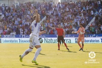 Arnaiz celebra el gol del triunfo del Leganés sobre el Málaga CF en Butarque. LaLiga