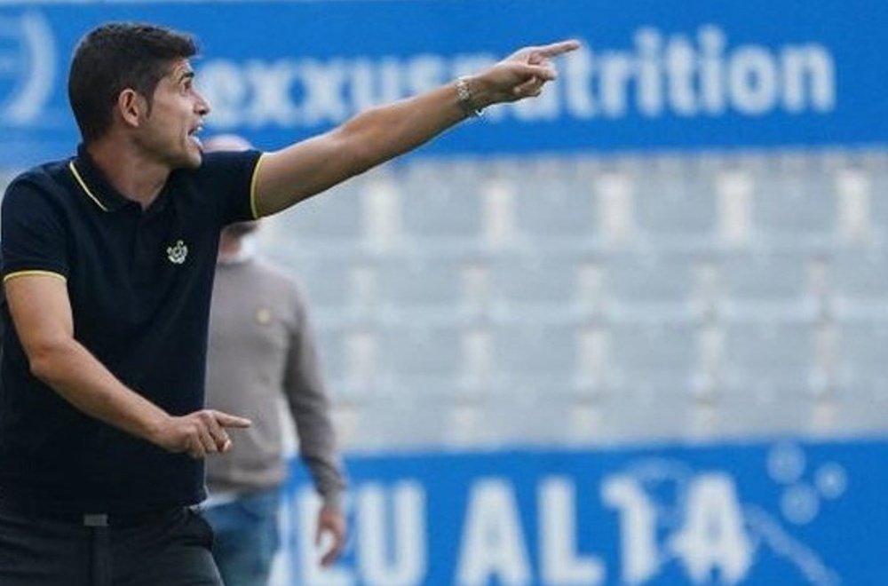 Antonio Hidalgo sustituye a Alejandro Acejo como entrenador del Sevilla Atlético. Foto: SFC Media.