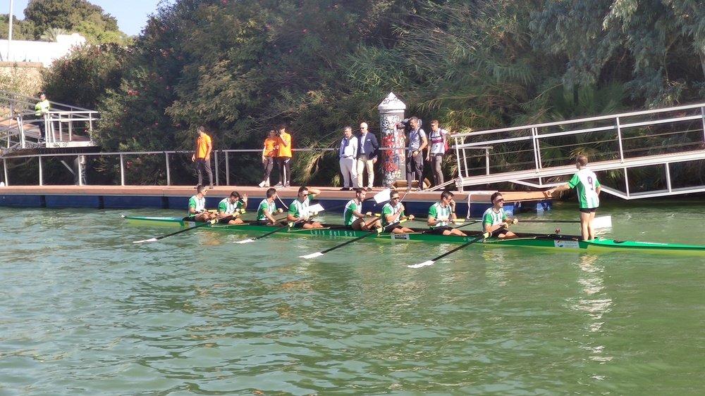 Los remeros del Betis han ganado su décimo segunda regata consecutiva.
