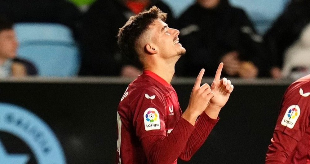 Kike Salas celebra el empate a uno en el Celta-Sevilla. Foto: SFC Media.