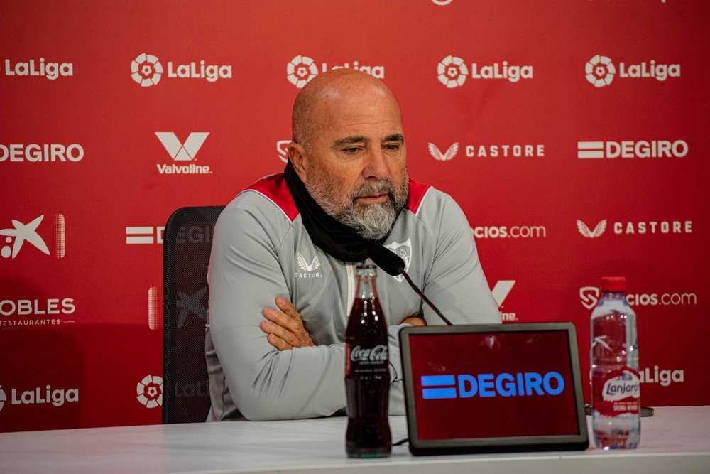 Imagen de Jorge Sampaoli en una rueda de prensa | Imagen: Mario Míjenz