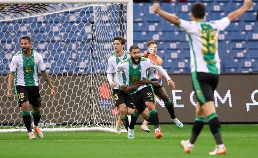 Fekir celebra su gol frente al Barcelona en la semifinal de la Supercopa en Riad.- Efe