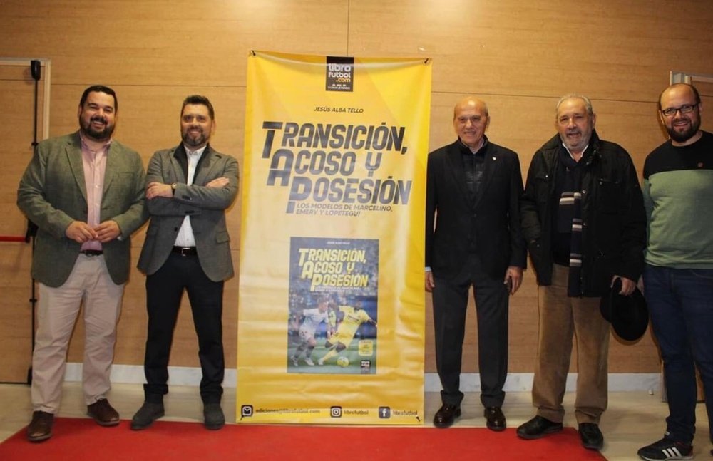 El expresidente del Sevilla FC, José María del Nido Benavente, en la presentación del libro Transición, acoso y posesión. Los modelos de Marcelino, Emery y Lopetegui, escrito por el periodista de Diario de Sevilla, Jesús Alba. Foto: @JesusAlbaDS