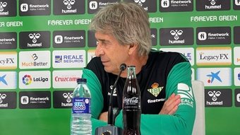 Pellegrini, durante la rueda de prensa previa al Almería-Betis.