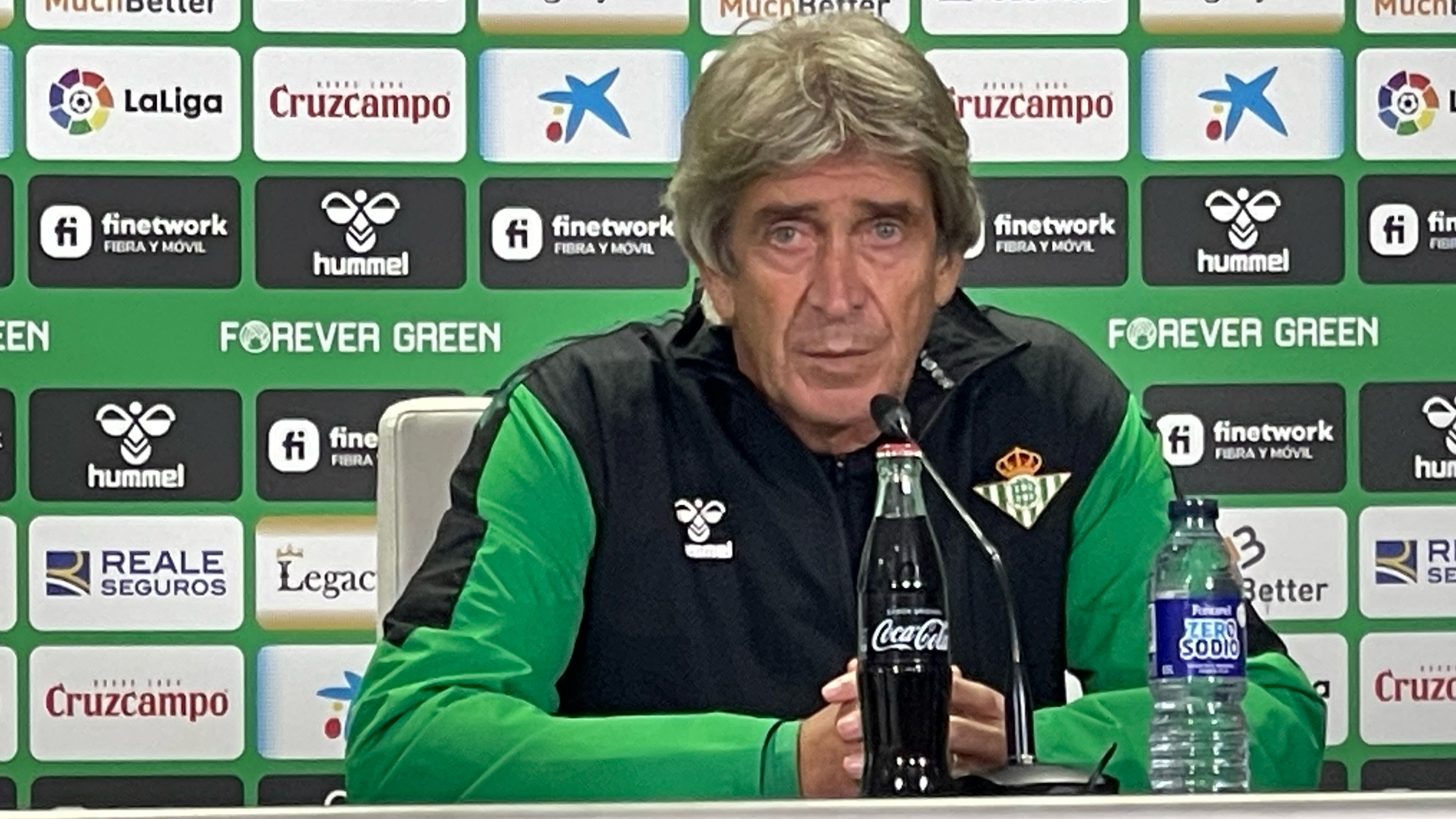Pellegrini durante la rueda de prensa previa al Real Betis-Real Valladolid.