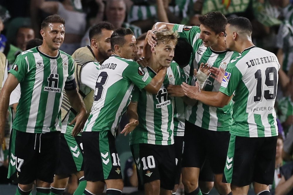Los jugadores del Betis celebran un gol en el Villamarín.- RBB